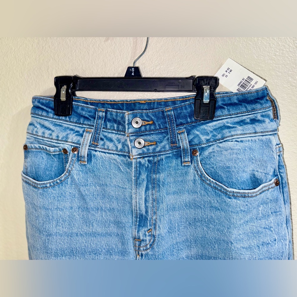 Abercrombie & Fitch Light Blue Denim Pants‎ - Picture 4 of 8